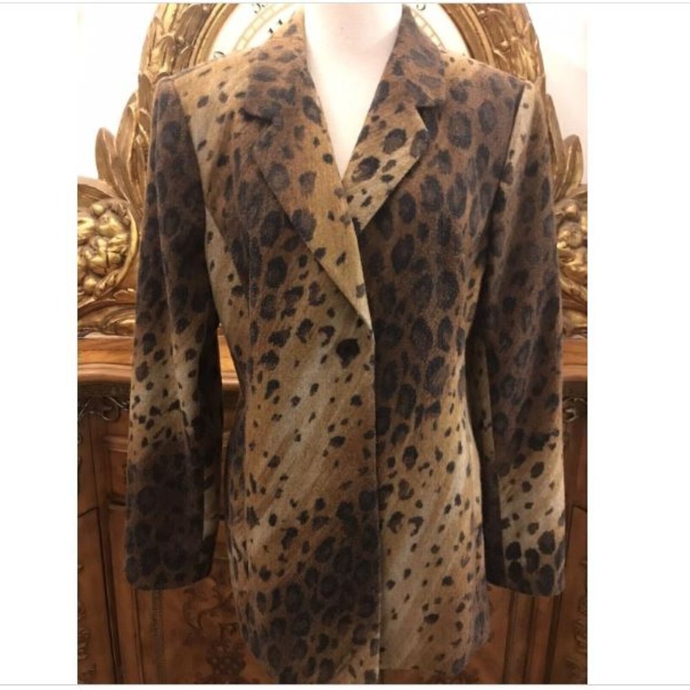 LINDA ALLARD, ELLEN TRACY. WOOL BLEND. ANIMAL PRINT JACKET SIZE 10. LINED ..AL